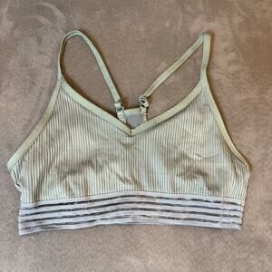 Pink Sport Victoria's Secret Ultimate Lightly Lined Sports Bra Bralette Green M